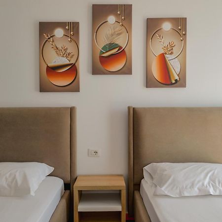 Hotel Summer Sarandë Exterior foto