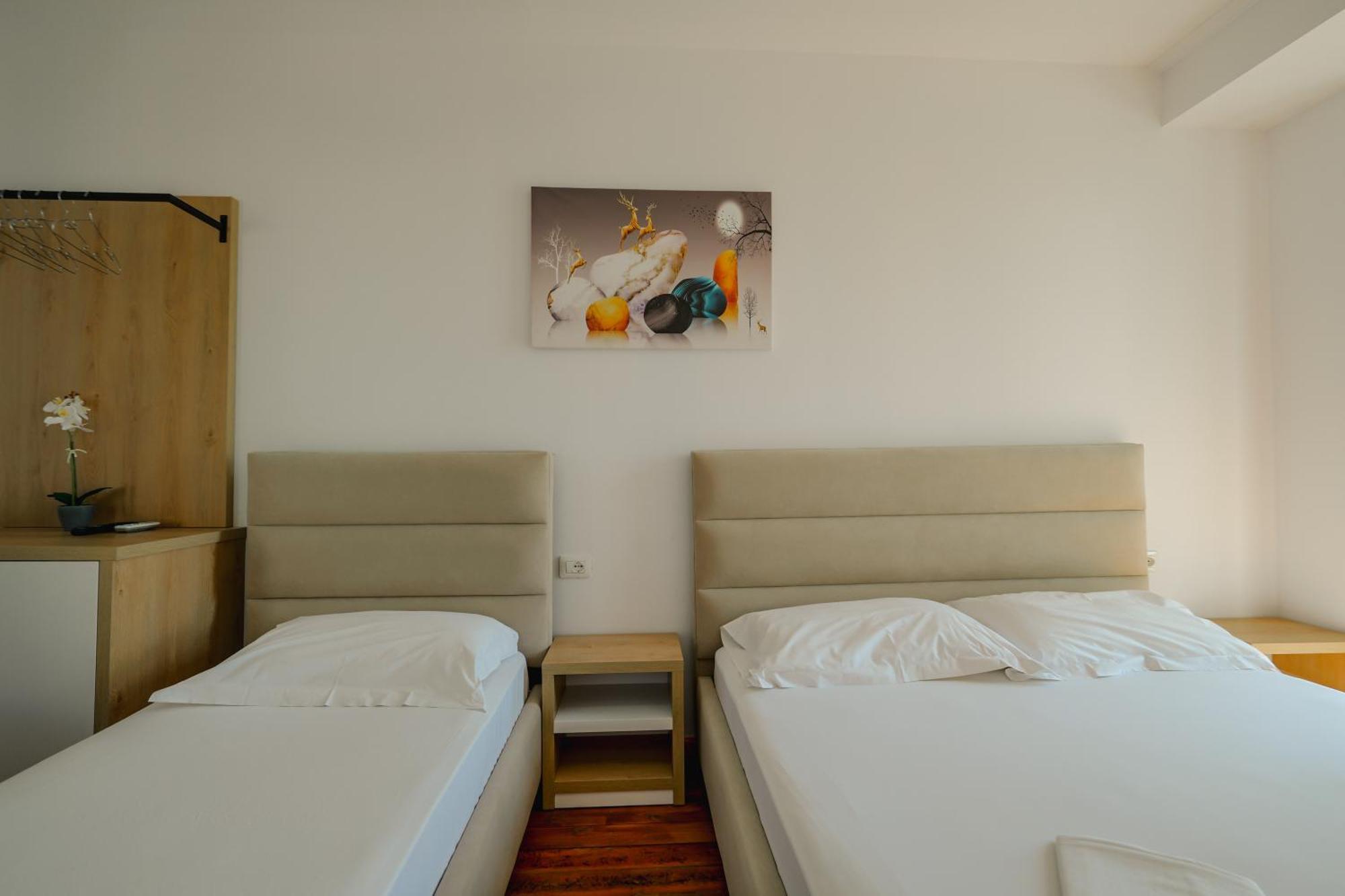 Hotel Summer Sarandë Exterior foto