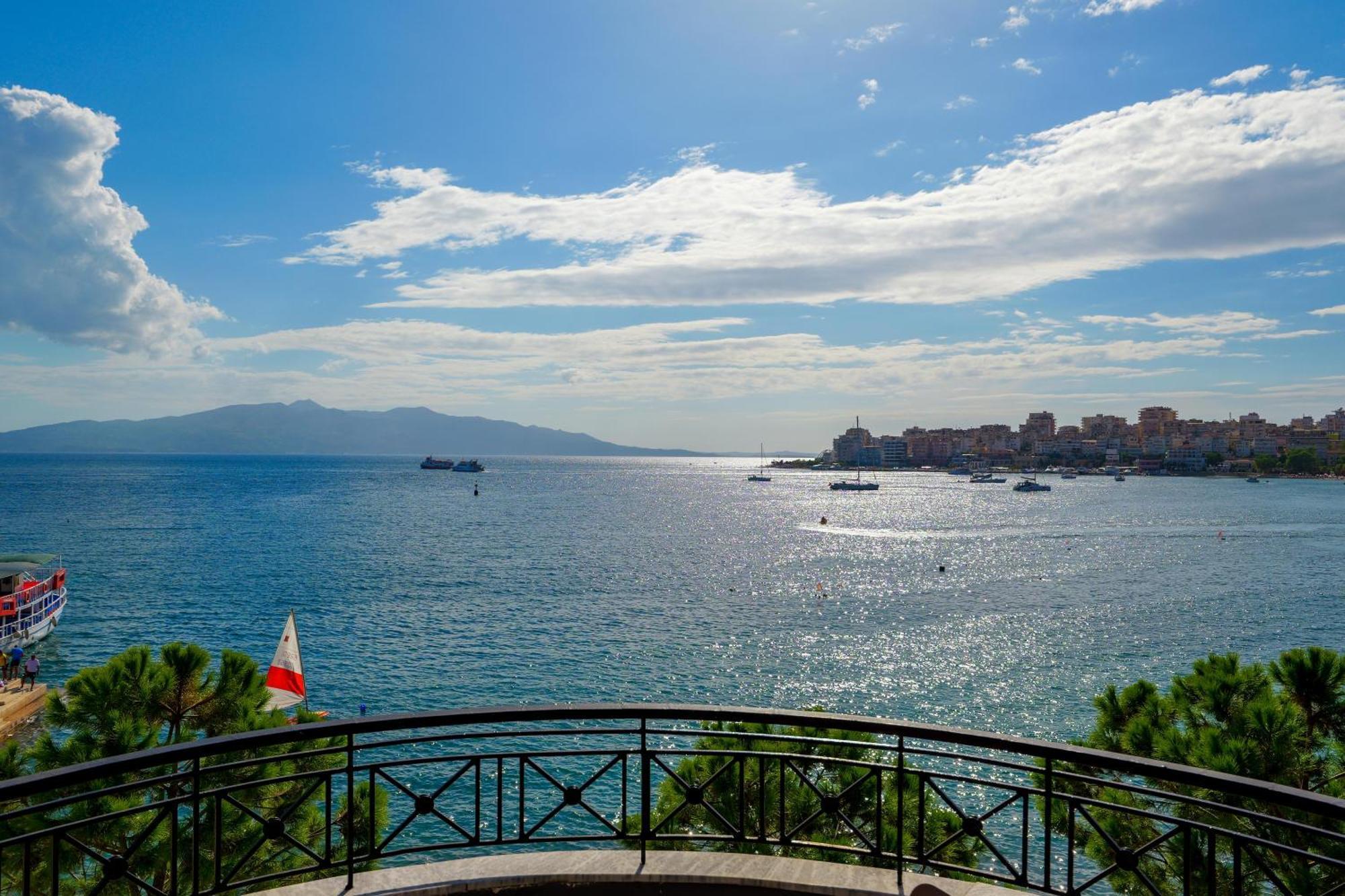 Hotel Summer Sarandë Exterior foto